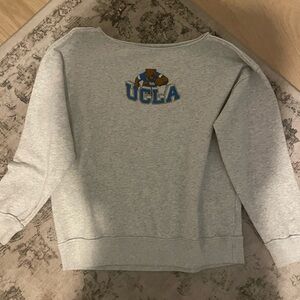 Hollister Cream Fleece Sweatshirt
